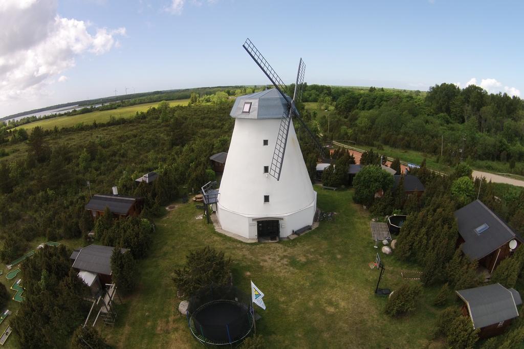 Pivarootsi Holiday Village Bagian luar foto